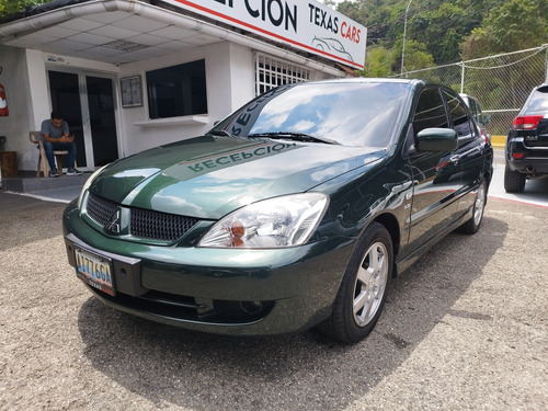 Mitsubishi  Lancer  Touring Automático 2013