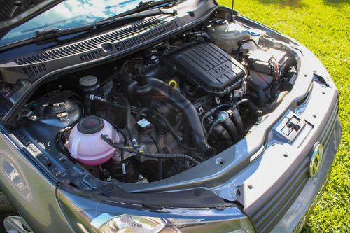 Volkswagen Voyage 1.0 Flex 12V 4p