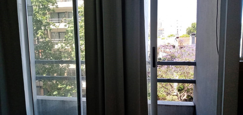 Imagen 12 de 27 de Un Ambiente Al Frente - La Perla