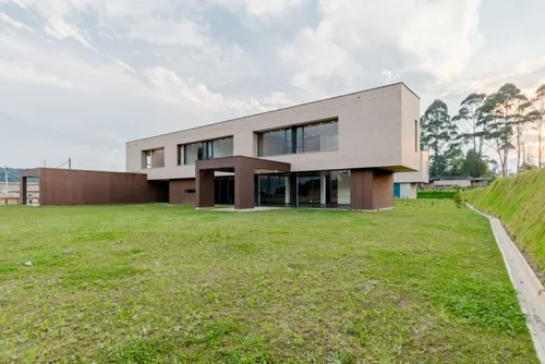 Casa En Venta En Las Palmas. Cod V4500