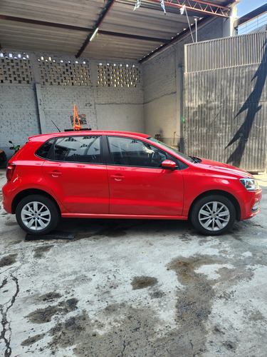 Volkswagen Polo 1.6 L4 Sound Tiptronic At
