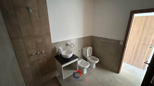 Duplex En Barrio Norte 1.