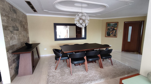 Apartamento En La Ave. El Milagro, Costa Virginia
