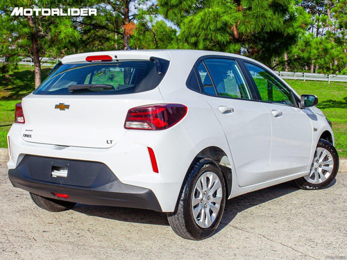 Imagen 5 de 25 de Chevrolet Onix Lt 1.2 Extra Full | Permuta / Financia