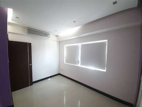 Imagen 21 de 28 de Imponente Apartamento De Lujo Urb La Trigaleña Jc-lp