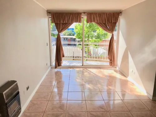 Venta Departamento 2 Dormitorios Y 1 Baño, Metro La Cisterna