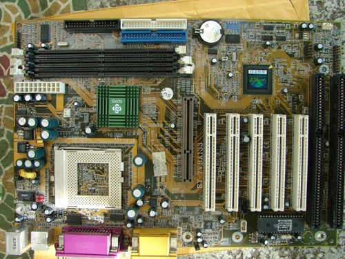Placa Pentium 3 Pura Soyo Sy-7vba133 Socket 370