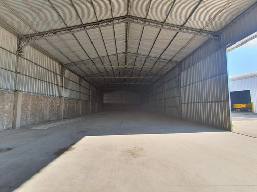 Imagen 5 de 6 de Depósito En Alquiler 1738 M2 En Zarate Autovia 6