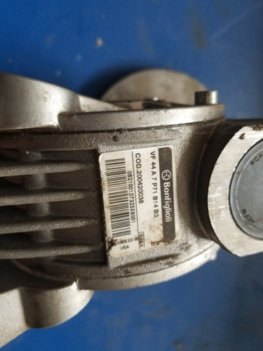 Reductor De Velocidad Bonfiglioli Vf44 A7. Relación 7 A 1. (Usado)