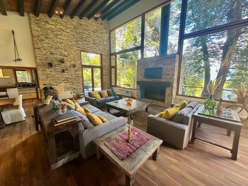 Venta De Casa En Arelauquen - Bariloche -