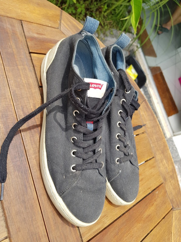 Tennis Levi's Masculino (desapego)