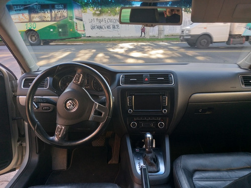 Volkswagen Vento 2.0 Sportline Tsi 200cv Dsg Permuto Financi