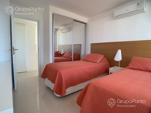 Departamento En Venta Torre Esmeralda , Playa Brava, Punta Del Este