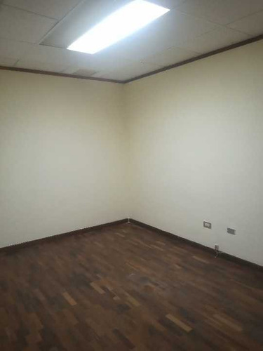Imagen 12 de 18 de Vendo Oficina 80 Mts2 Ccct Chuao 6170