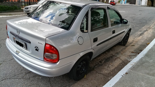 Chevrolet Corsa Sedan 2004