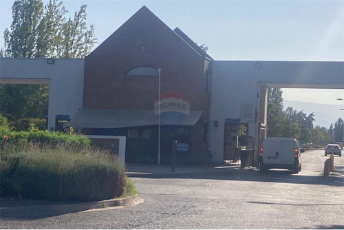 Imagen 2 de 6 de Estacionamiento Para Casas Rodantes, Amplio, Chicu