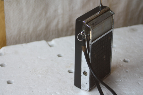 Radio Portatil Sharp Fx 184 2 Bandas Leia (2) (Usado)