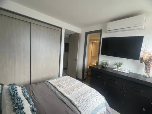 Se Vende Apartamento En Loma De Los Bernal Parte Baja