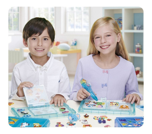 Aquabeads 1300pc Ultimate Design Studio