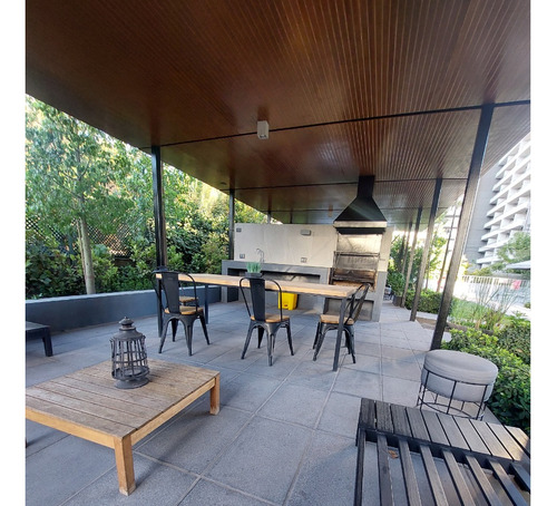 Arriendo Lindo Y Comodo Departamento Cercano A Linea De Metr