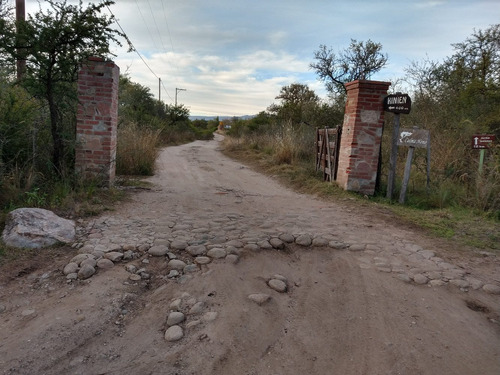 Fracc De Terreno Esquina En Alto De La Quebrada, Las Calles