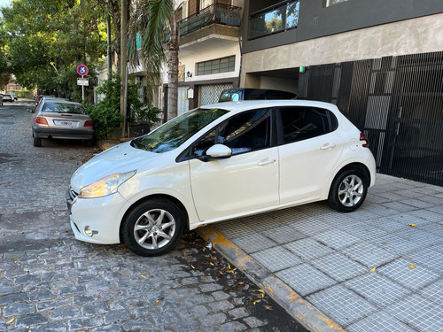 Peugeot 208 1.5 Allure