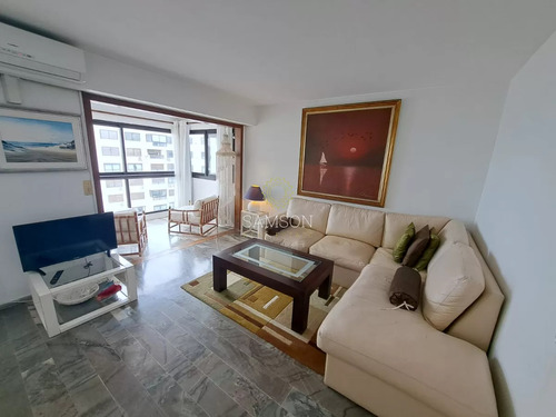 Venta Apartamento 3 Dormitorios 2 Baños 1 En Suite Torre Parquemar Center D Punta Del Este