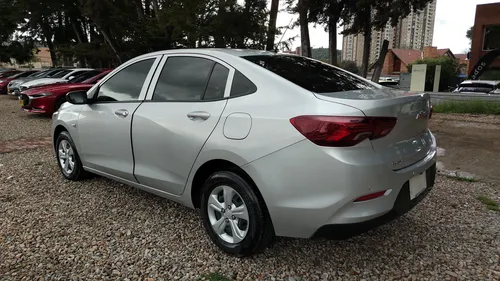 Chevrolet Onix LT