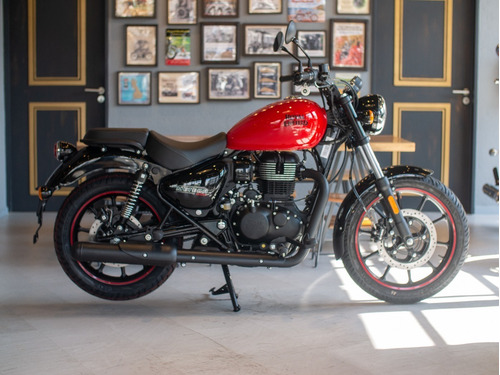 Imagen 16 de 25 de Royal Enfield Meteor 350 Fireball Roja