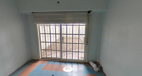 Imagen 16 de 22 de Local 4 Amb 75 M2 (posible Vivienda) C/ Depósito Y Patio