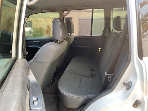 Mitsubishi Pajero TR4 2.0 4x2 Flex 5p