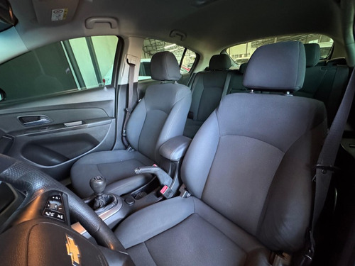 Chevrolet Cruze 1.8 LT 16V FLEX 4P MANUAL