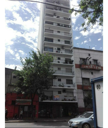 Retasado. Venta Departamento De Tres Ambientes Al Frente.