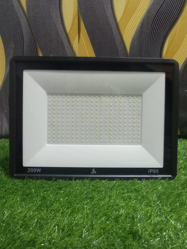 Reflector Led 200w Multivoltaje Con 6 Meses De Garantía 