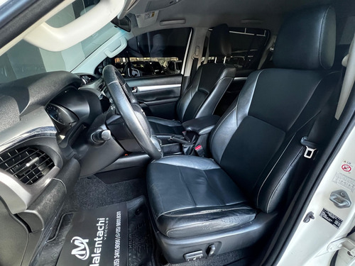 Toyota Hilux 2.8 SRX 4X4 CD 16V DIESEL 4P AUTOMÁTICO