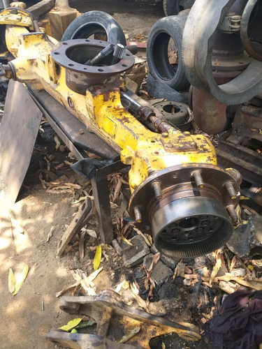 Imagen 2 de 3 de Transmisión Delantera John Deere 310e 310g