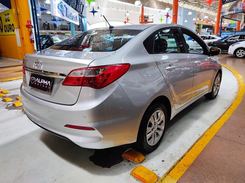 Imagem 2 de 9 de Hyundai Hb20s 1.0 Comfort Plus 2018