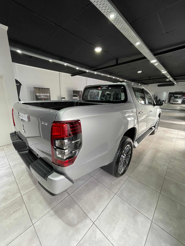 Imagen 3 de 17 de Mitsubishi L200 2022 2.4 Di-d High Power 181cv 2023 0km