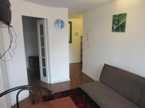 Departamento Paseo Bulnes, Amoblado Metro La Moneda