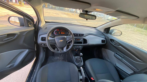 Imagen 7 de 17 de Chevrolet Onix 2017 1.4 Joy Ls + 98cv