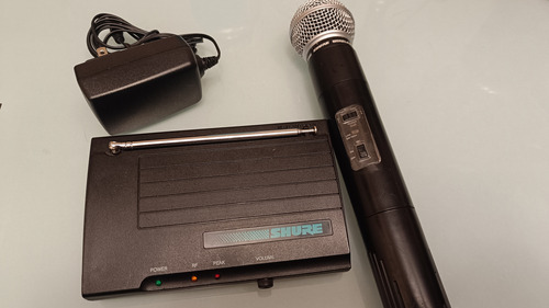 Microfono Shure Sm58 Sistema Inalambrico Con Base Original (Usado)