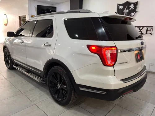 Ford Explorer 2.3 Limited 4x4