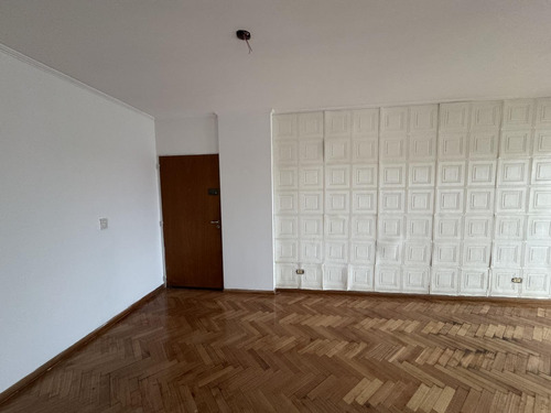 Departamento 2 Ambientes Con Balcón En Flores - Piso Alto En Torre Con Jardín Sum Y Parrillas