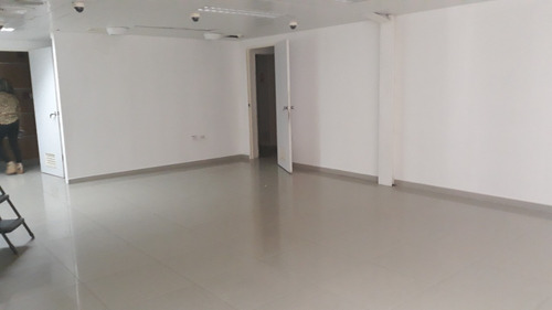 Imagen 4 de 16 de Locales En Venta Y Alquiler Puerto Ordaz, Invierte En Un Edificio Con Planta Procesadora De Agua Y Hielo En Puerto Ordaz
