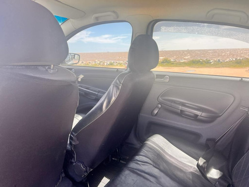 Volkswagen Gol Sedan 1.6 Comfortline 101cv