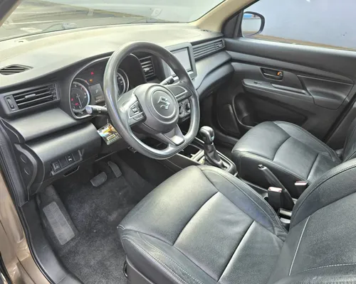 Suzuki Ertiga 1.5 At