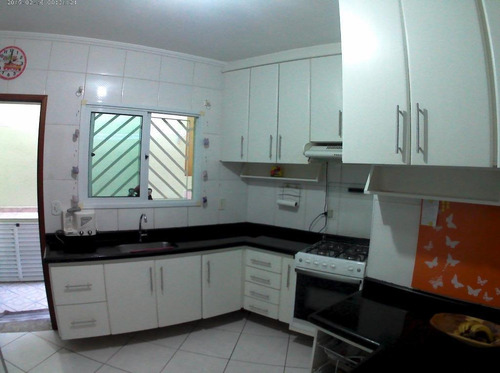 Imagem 5 de 18 de Sobrado Lindo Com 103m², 3 Dorms, 1 Suite, 3 Vagas, Vila Cecília Maria, Santo André. - So0054