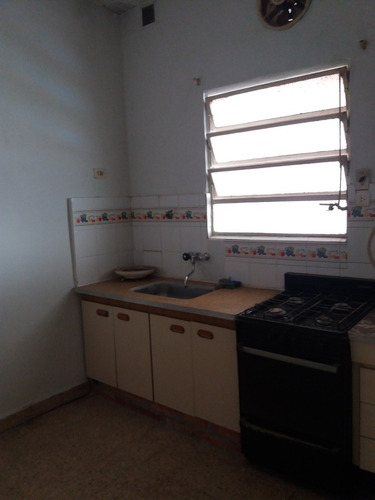 Imagen 6 de 14 de Excelente Dto. T/ Casa 3 Amb. Patio, Jardín, Pileta, Terraza