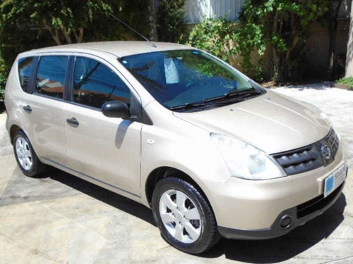 Nissan Livina S 1.8 16v Flex Automática