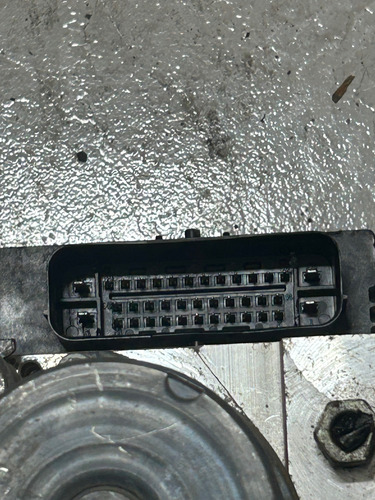 Módulo Abs De Chevrolet Traverse 2013-18 22893247 Ml1608 (Usado)